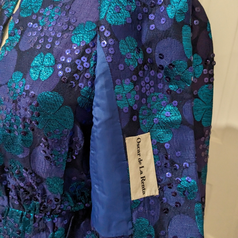 Vintage Oscar de la Renta Brocade evening dress - Picture 4 of 15